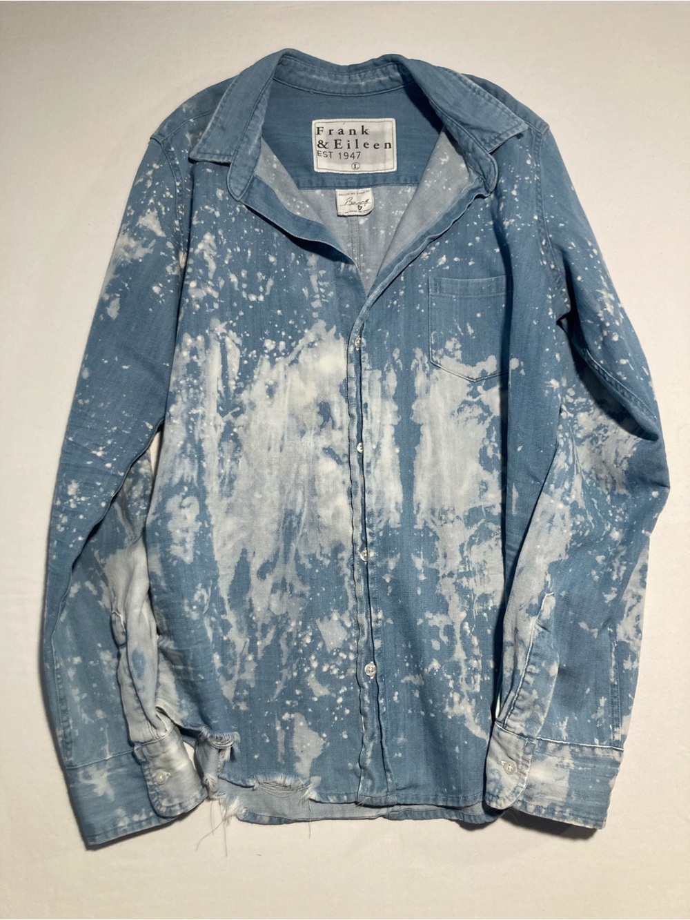 Frank & Eileen Light Blue and White Splatter Button-Up Shirt